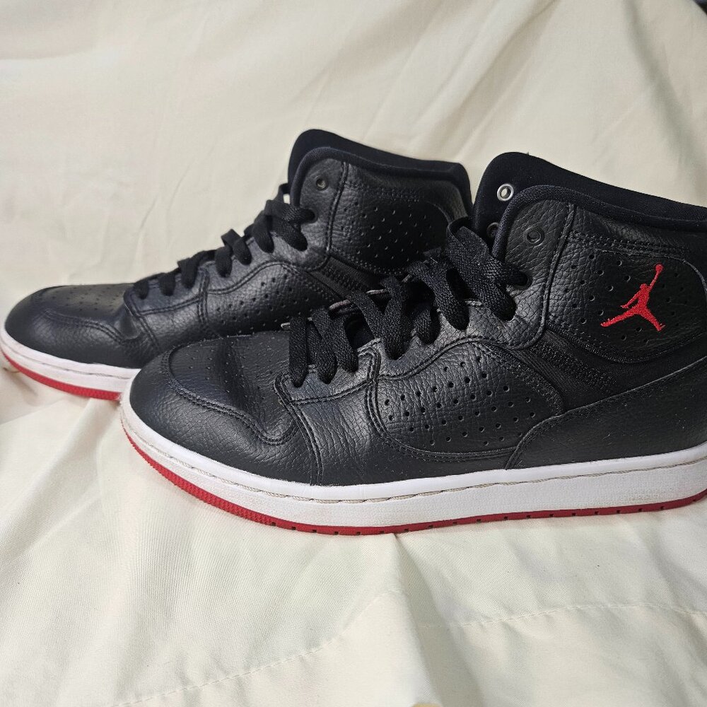 Nike Air Jordan Access Black with Red Accent Men's Size 8.5